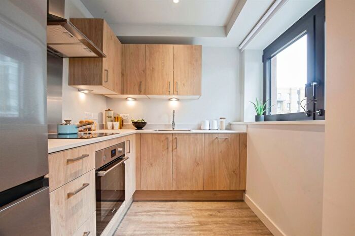 1 Bedroom Flat For Sale In Rutherford Way, Wembley Park, Wembley, HA9