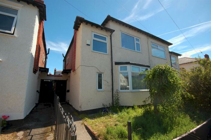 3 Bedroom Semi-Detached House To Rent In Stretton Avenue, Wallasey, CH44
