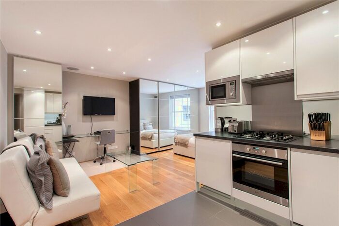 Studio To Rent In Harrington Gardens, London, SW7