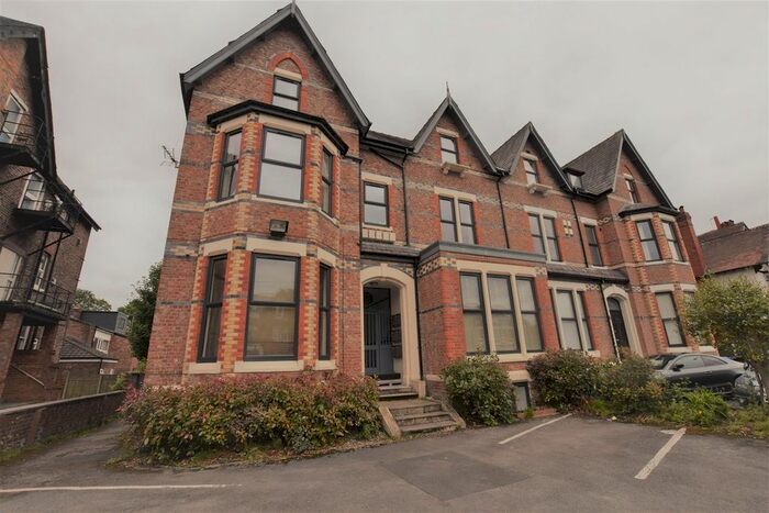 2 Bedroom Flat To Rent In Palatine Road, West Didsbury, Didsbury, Manchester, M20