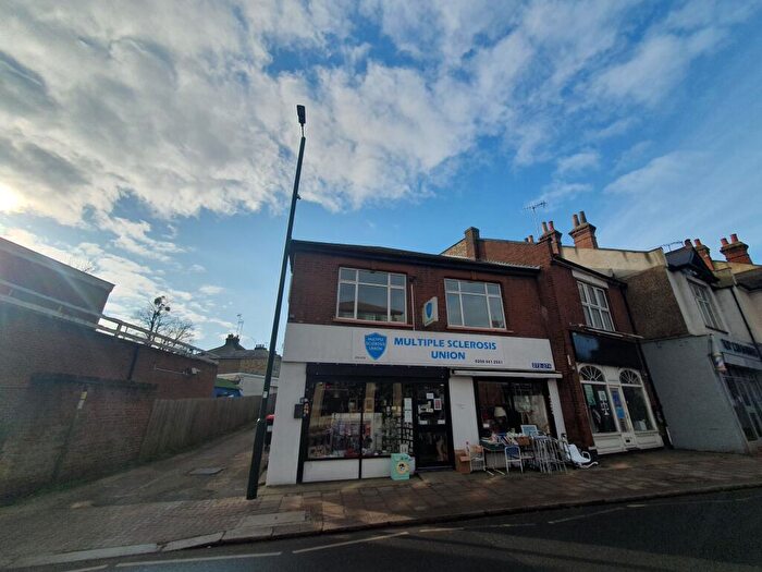 3 Bedroom Flat To Rent In East Barnet Road, Barnet, EN4