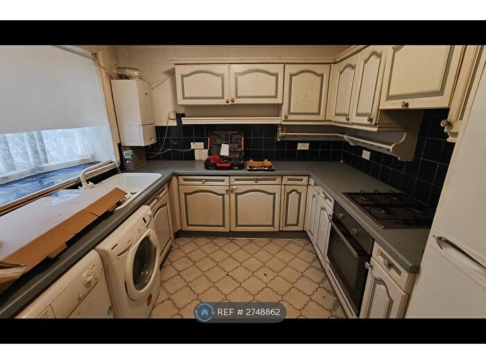 2 Bedroom Terraced House To Rent In Bannister Close, Greenford, UB6