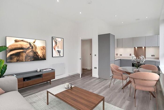 1 Bedroom Flat To Rent In Ashmore Road, London, SE18