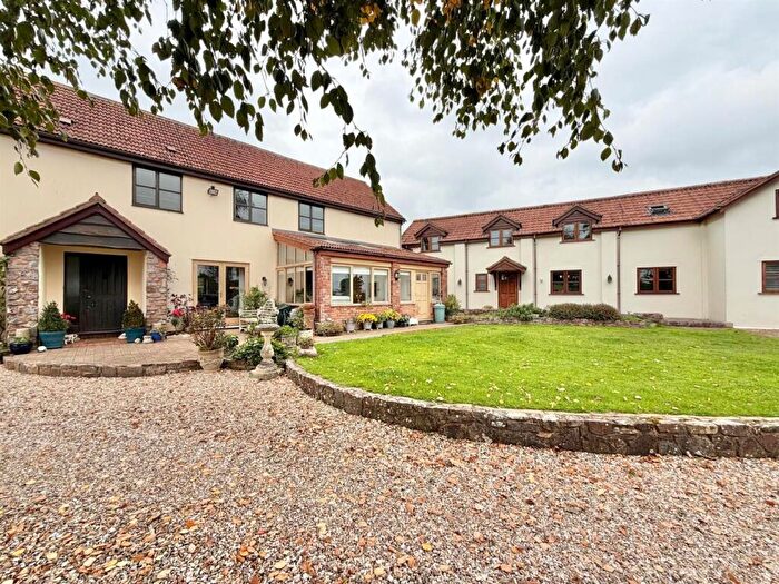7 Bedroom Detached House For Sale In Sampford Peverell, Tiverton, EX16