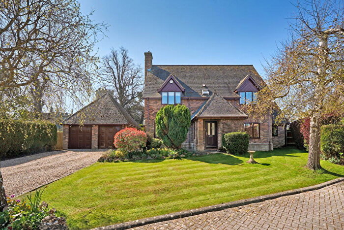 4 Bedroom Detached House For Sale In School Close, Keevil, BA14