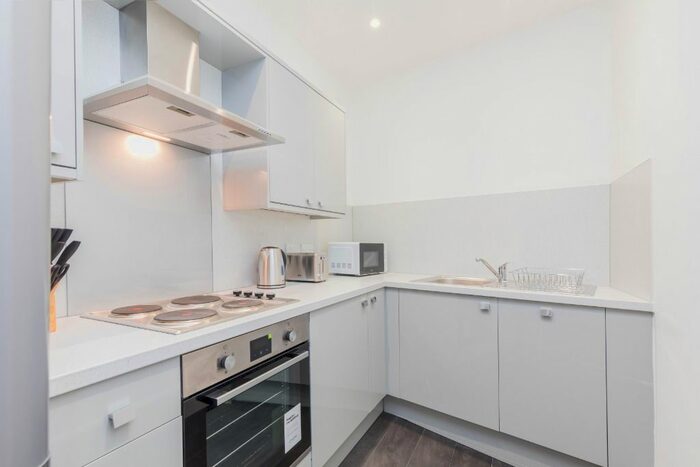 2 Bedroom Flat To Rent In Oban Drive, North Kelvinside, Glasgow, G20