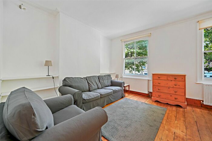 1 Bedroom Flat To Rent In Loftus Road, Shepherds Bush, London, W12