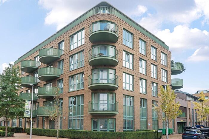2 Bedroom Flat To Rent In Tudway Road London, SE3