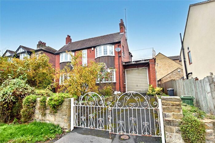 4 Bedroom Detached House For Sale In Church Lane, Gomersal, Cleckheaton, West Yorkshire, BD19