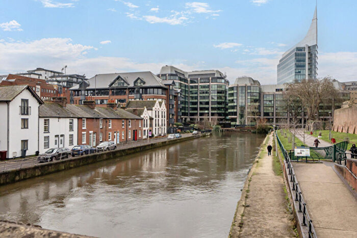 2 Bedroom Terraced House For Sale In Forbury Road, Reading, Berkshire, RG1