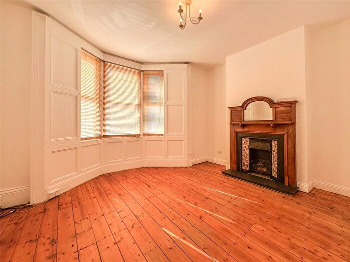 3 Bedroom End Terrace House To Rent In Hartington Street, Gateshead, NE8