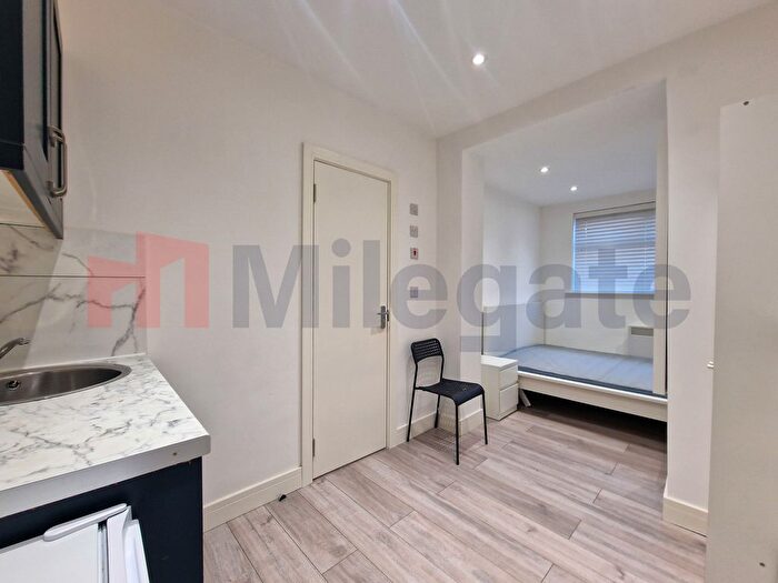 1 Bedroom Studio To Rent In Woodgrange Drive, Southend-On-Sea, SS1