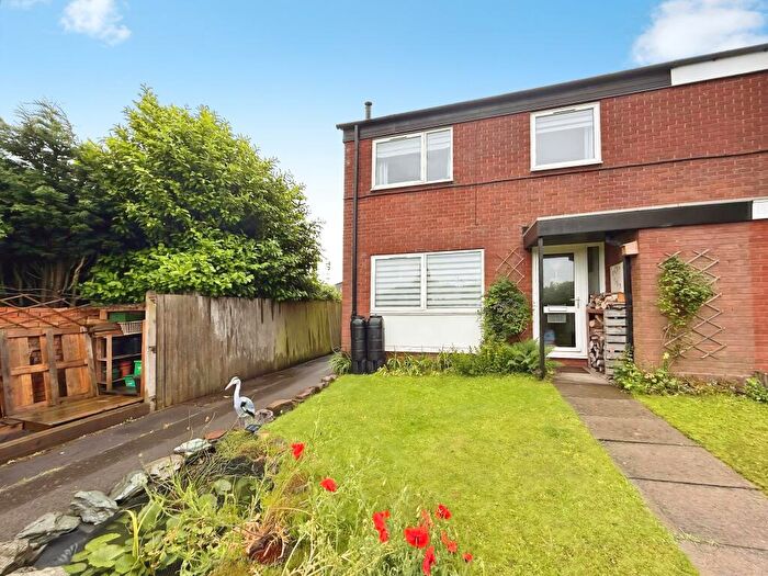 3 Bedroom End Of Terrace House For Sale In Tivey Court Road, Longford, Coventry, West Midlands, CV6