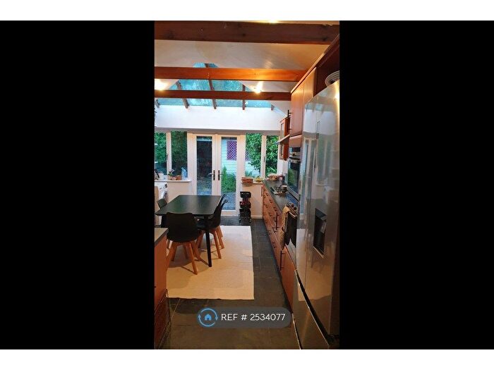 2 Bedroom Semi-Detached House To Rent In Chestnut Road, Twickenham, TW2