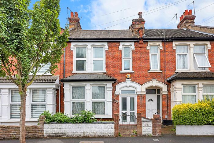3 Bedroom Terraced House For Sale In Chesterford Road, E12