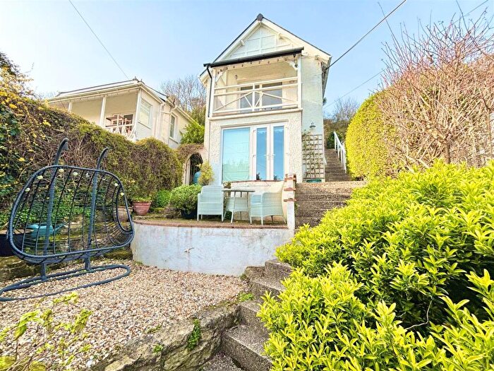 2 Bedroom Detached House To Rent In Undercliff Drive, Ventnor, PO38