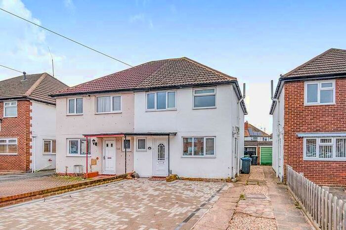 3 Bedroom Semi-Detached House To Rent In Moor Lane, Chessington, KT9