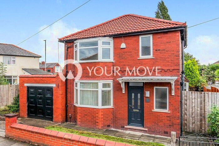 3 Bedroom Detached House To Rent In Woodsmoor Road, Swinton, Manchester, Greater Manchester, M27