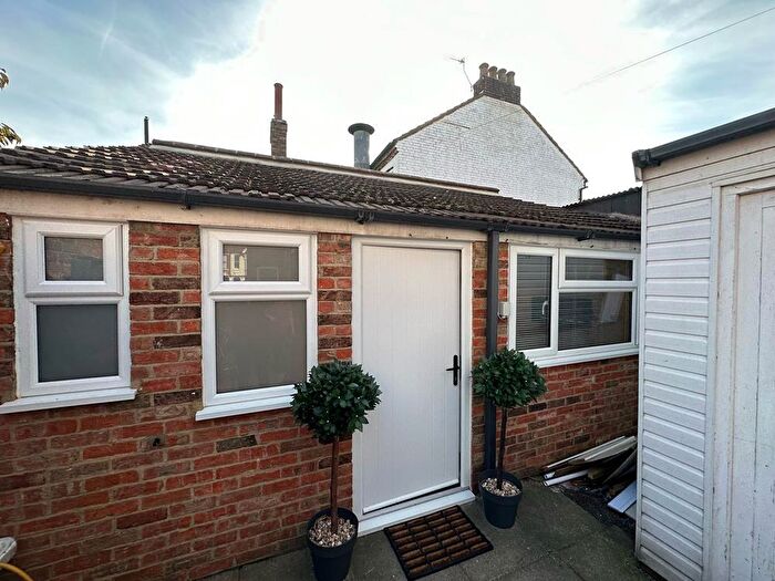 Property To Rent In Castle Road, Bedford, MK40