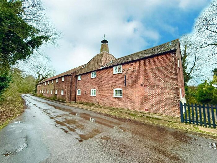 2 Bedroom House For Sale In Horsefen Road, Ludham, NR29