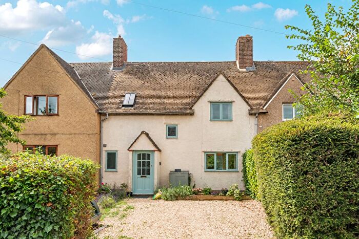 4 Bedroom Terraced House For Sale In Mill Lane, Clanfield, Bampton, Oxfordshire, OX18