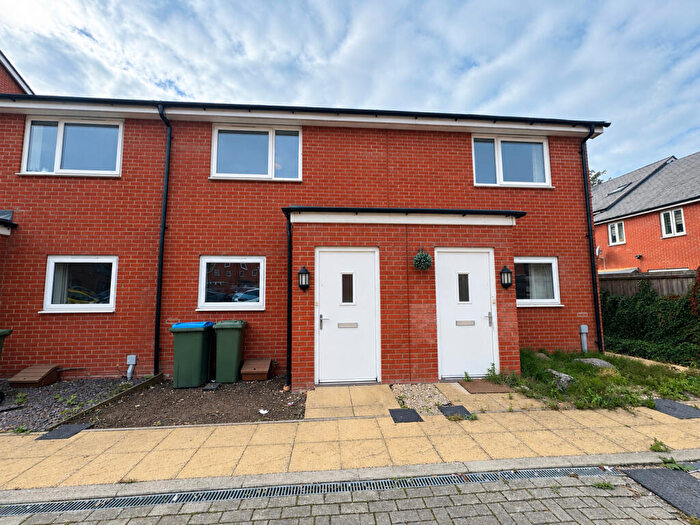 2 Bedroom House To Rent In Boldison Close, Bicester Road, Aylesbury, HP19