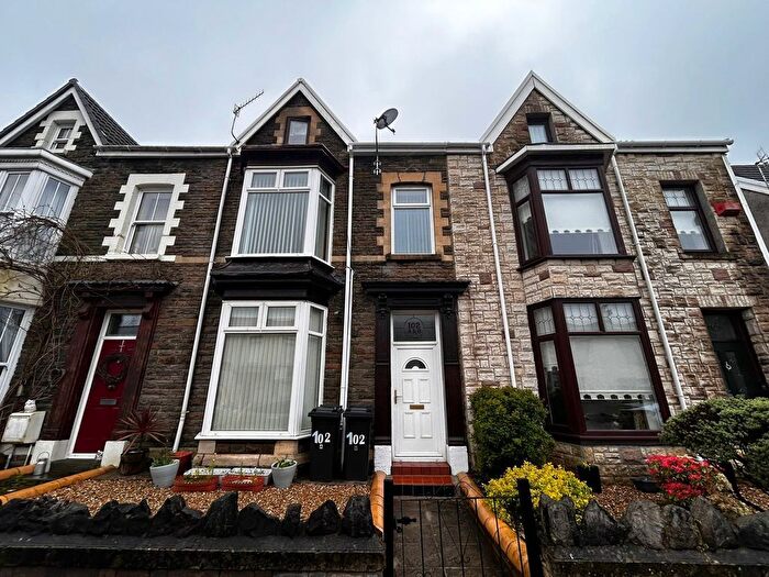 2 Bedroom Flat To Rent In London Road, Neath, SA11