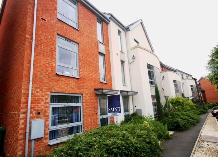 4 Bedroom Flat To Rent In Nazareth Road, Nottingham, NG7