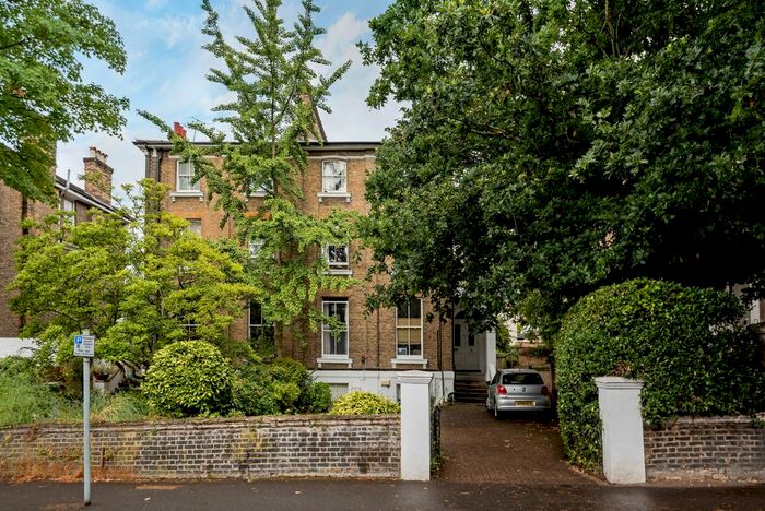 1 Bedroom Flat To Rent In Granville Park, London, SE13