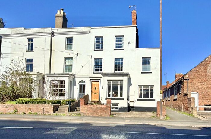 5 Bedroom End Of Terrace House For Sale In Barton Road, Tewkesbury, GL20