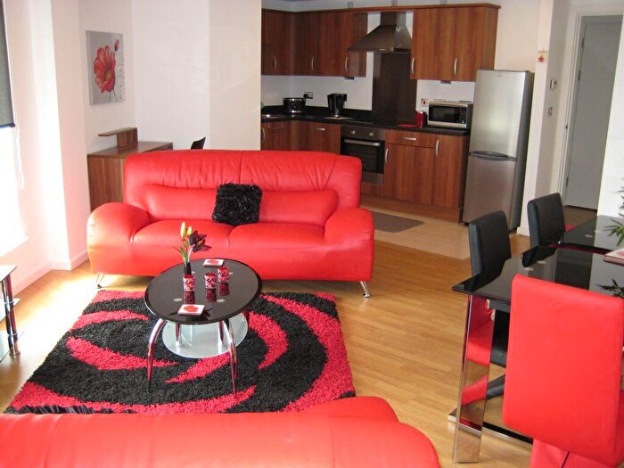 1 Bedroom Apartment To Rent In Spacious Well Furnished Hive Bed On The Th Floor, B5