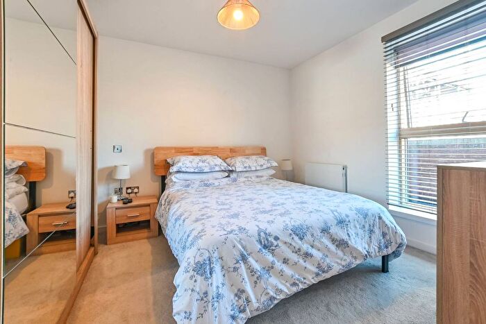 1 Bedroom Flat For Sale In High Road Leyton, Leyton, London, E10