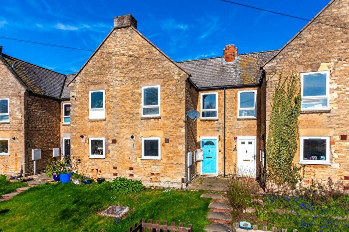 2 Bedroom Terraced House For Sale In Red Row, Raunds, NN9