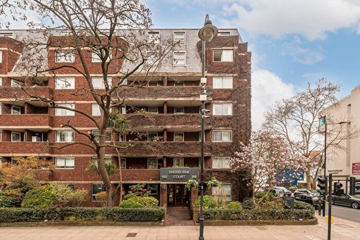 1 Bedroom Flat For Sale In Cromwell Road, Earls Court, SW5
