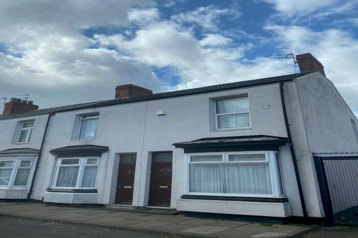 4 Bedroom End Of Terrace House To Rent In Carlow Street, Middlesbrough, TS1