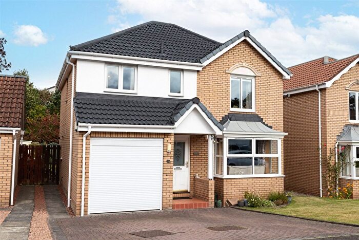 4 Bedroom Detached House For Sale In Innerleithen Way, Perth, PH1
