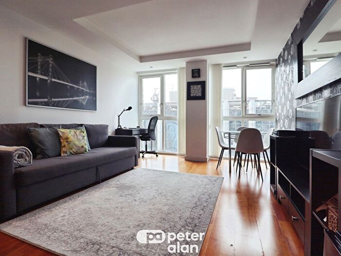 1 Bedroom Flat For Sale In Newport Road, Cardiff, CF24