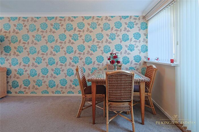 3 Bedroom End Of Terrace House For Sale In Hurrell Close, Plymouth, Devon, PL6