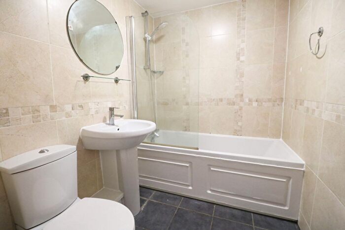 2 Bedroom Flat To Rent In Hartfield Road, Wimbledon, London, SW19