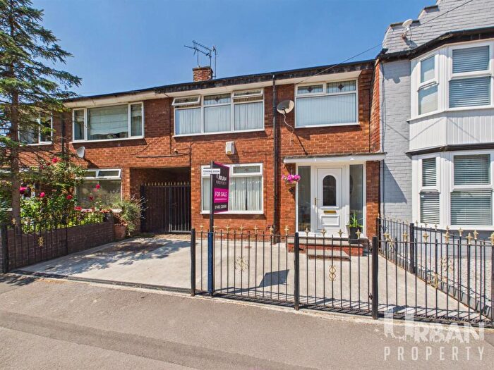 3 Bedroom House For Sale In Newcomen Street, Hull, HU9
