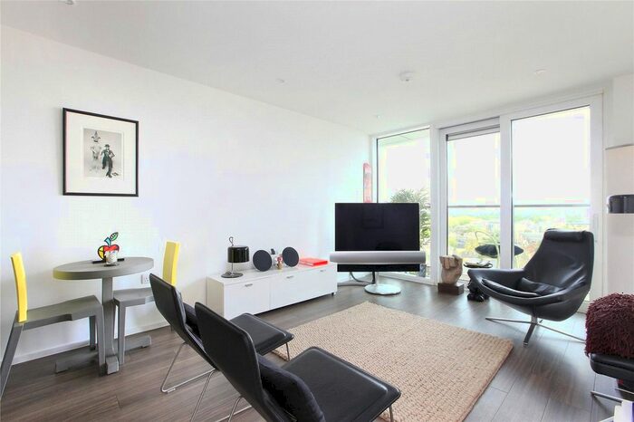 1 Bedroom Flat To Rent In Beacon Tower, Spectrum Way, Wandsworth, London, SW18