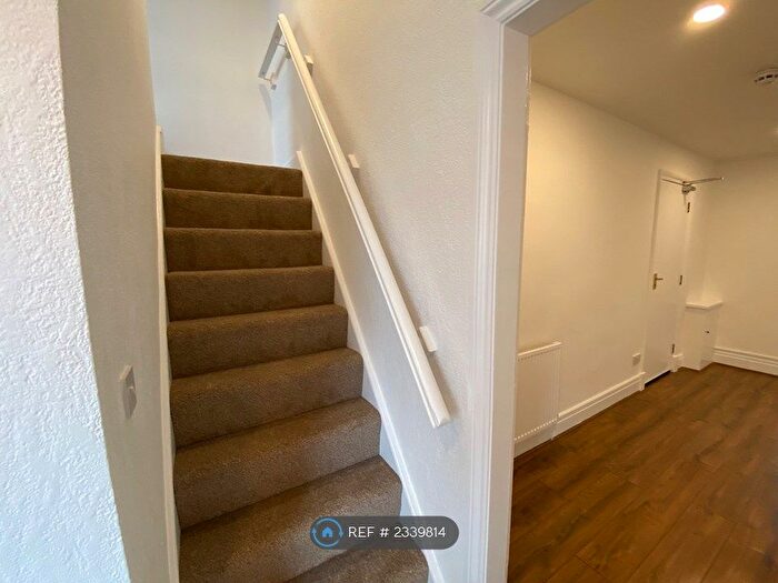 3 Bedroom Flat To Rent In St. Andrews Road South, Lytham St. Annes, FY8