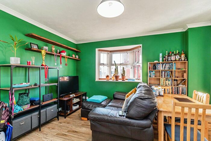 1 Bedroom End Of Terrace House For Sale In Hambledon Road, Weston-Super-Mare, Somerset, BS22