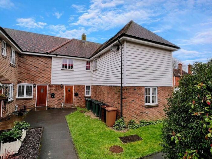 1 Bedroom Flat For Sale In The Street, Bethersden, Ashford, TN26