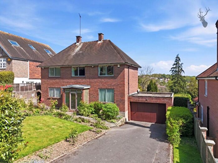 3 Bedroom Detached House For Sale In St. Johns Road, Loughton, IG10