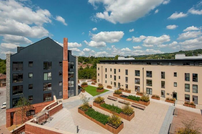 2 Bedroom Apartment To Rent In The Grain Store, BA2