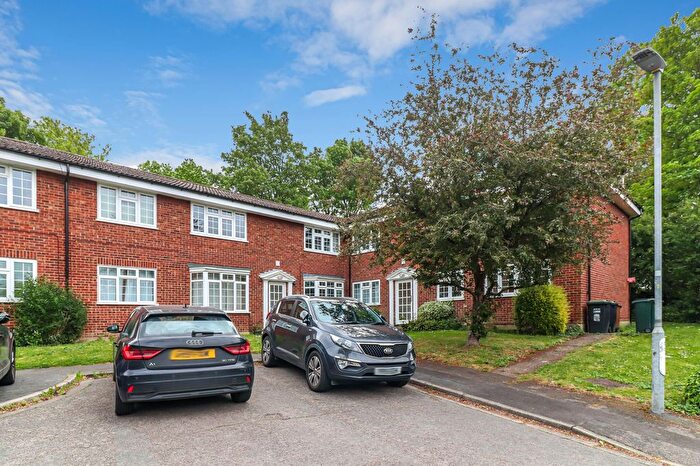 2 Bedroom Property To Rent In The Maltings, Hunton Bridge, WD4