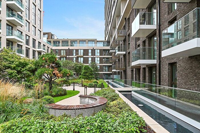 2 Bedroom Flat For Sale In Merino Gardens, London, E1W
