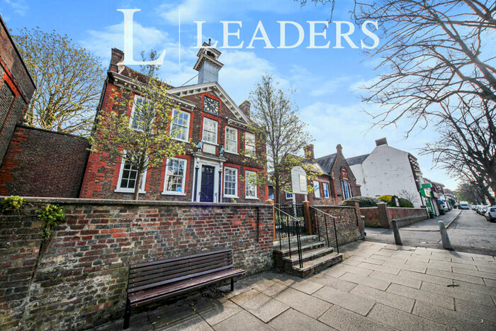 1 Bedroom Flat To Rent In Chews House High Street South, LU6