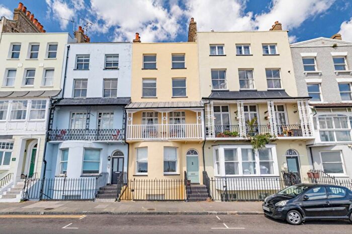 6 Bedroom Terraced House For Sale In Paragon, Ramsgate, CT11
